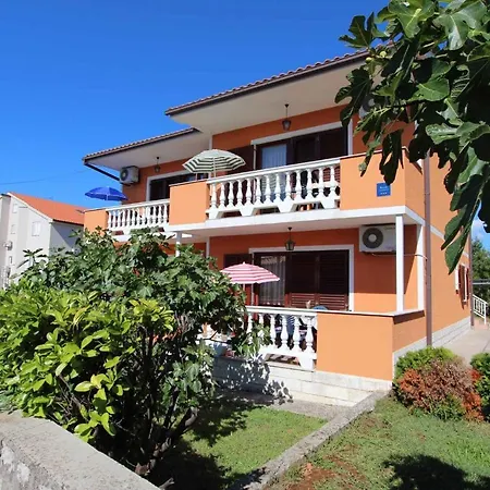Malinska, Primorje-gorski Kotar 1 Apartamento