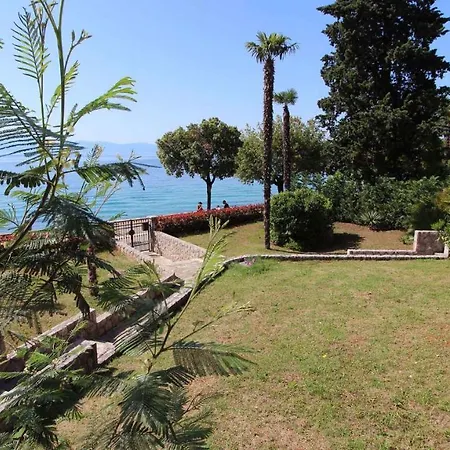 Malinska, Primorje-gorski Kotar 1 Apartamento *
