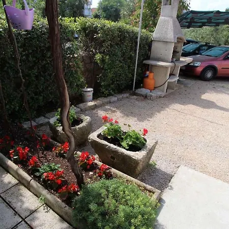 Slavica 2 In - Insel Krk 12777 *