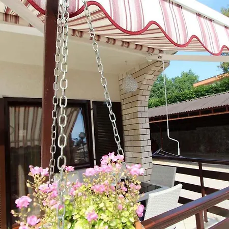 Malinska, Primorje-gorski Kotar 1 Apartment *