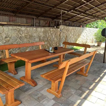 Slavica 2 In - Insel Krk 12777 *