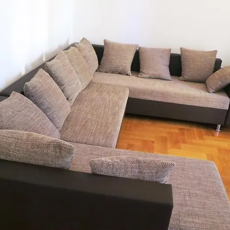 Malinska, Primorje-gorski Kotar 1 Apartment *