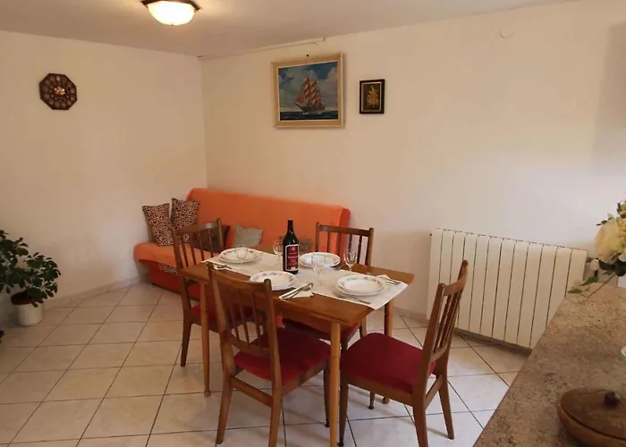 Slavica 2 In - Insel Krk 12777 *